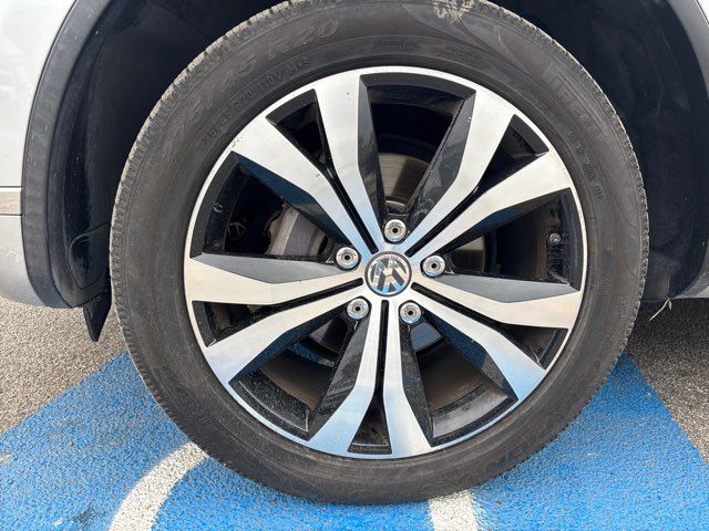 2017 Volkswagen Touareg V6 Wolfsburg | San Antonio, TX | Clear Choice Automotive South 2017 Volkswagen Touareg V6 Wolfsburg | San Antonio, TX | Clear Choice Automotive South