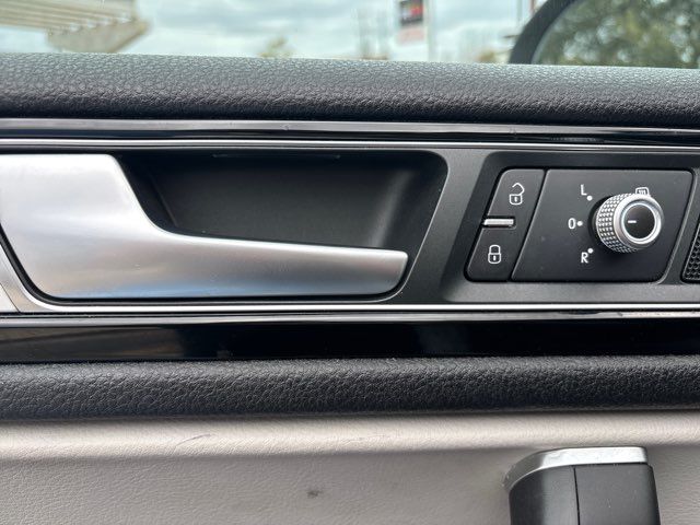2017 Volkswagen Touareg V6 Wolfsburg | San Antonio, TX | Clear Choice Automotive South 2017 Volkswagen Touareg V6 Wolfsburg | San Antonio, TX | Clear Choice Automotive South