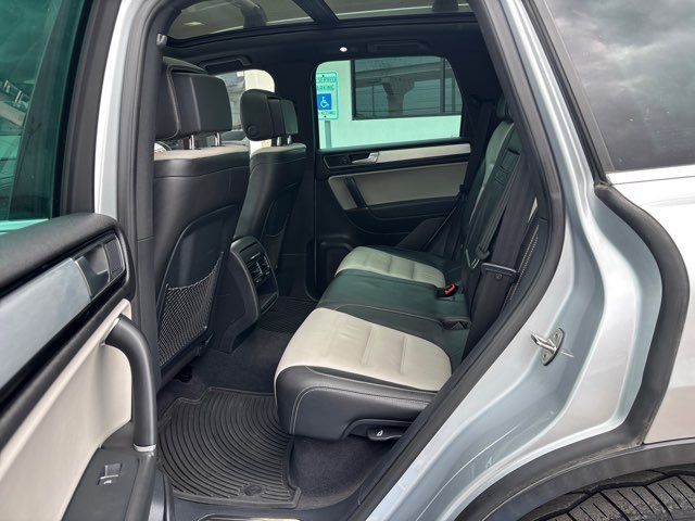 2017 Volkswagen Touareg V6 Wolfsburg | San Antonio, TX | Clear Choice Automotive South