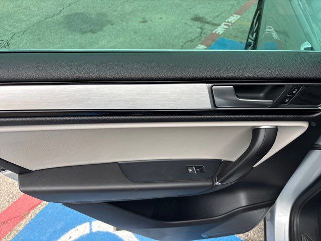 2017 Volkswagen Touareg V6 Wolfsburg | San Antonio, TX | Clear Choice Automotive South