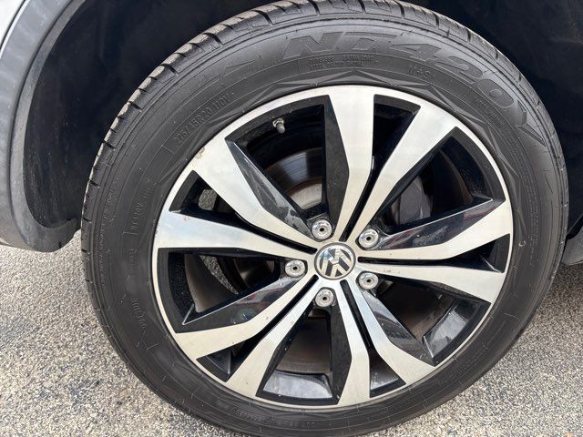 2017 Volkswagen Touareg V6 Wolfsburg | San Antonio, TX | Clear Choice Automotive South
