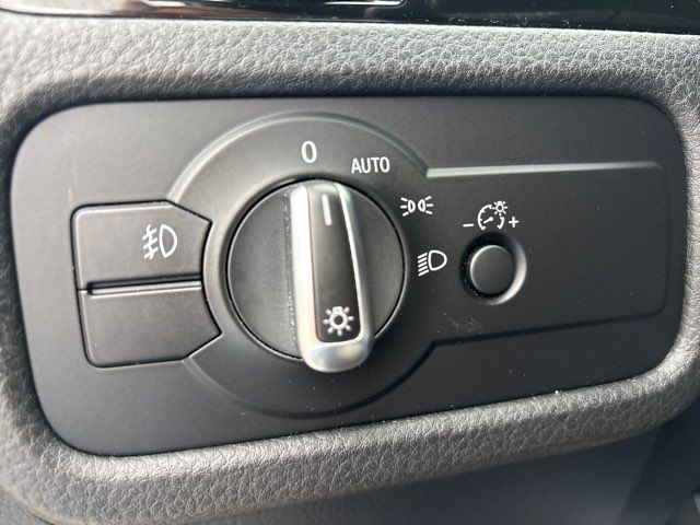 2017 Volkswagen Touareg V6 Wolfsburg | San Antonio, TX | Clear Choice Automotive South 2017 Volkswagen Touareg V6 Wolfsburg | San Antonio, TX | Clear Choice Automotive South