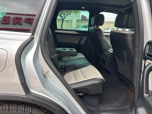 2017 Volkswagen Touareg V6 Wolfsburg | San Antonio, TX | Clear Choice Automotive South