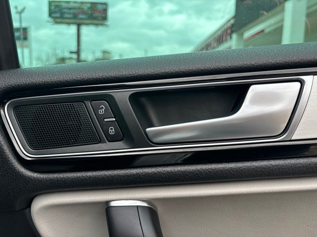 2017 Volkswagen Touareg V6 Wolfsburg | San Antonio, TX | Clear Choice Automotive South