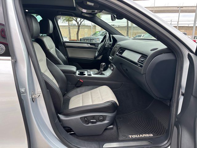 2017 Volkswagen Touareg V6 Wolfsburg | San Antonio, TX | Clear Choice Automotive South