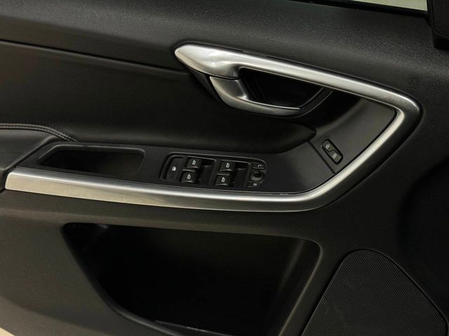 2017 Volvo XC60 T5 Dynamic | Houston, TX | Houston Auto Credit 2017 Volvo XC60 T5 Dynamic | Houston, TX | Houston Auto Credit