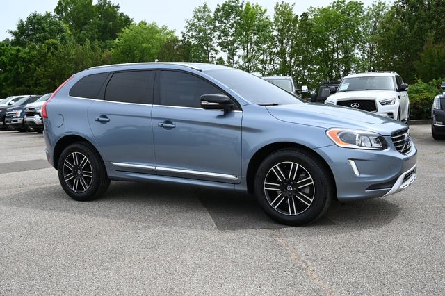 2017 Volvo XC60 T5 Dynamic