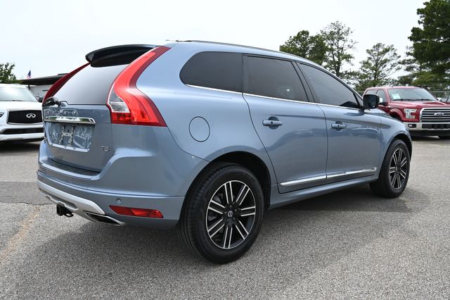 2017 Volvo XC60 T5 Dynamic