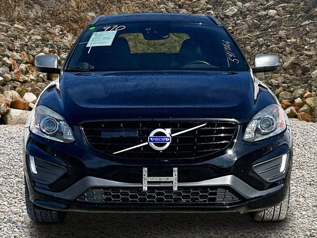 2017 Volvo XC60 T6 R-Design