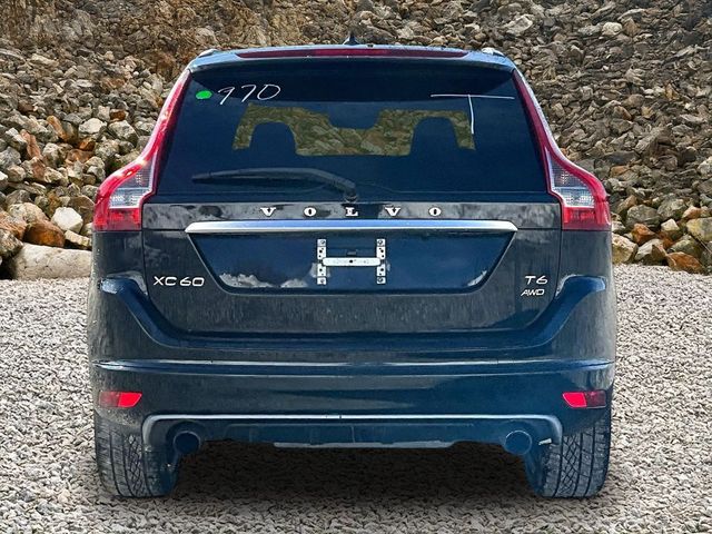 2017 Volvo XC60 T6 R-Design