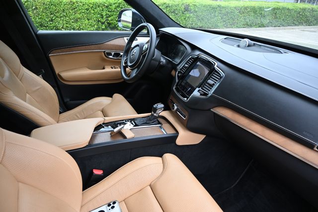 2017 Volvo XC90 T6 Inscription