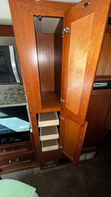 2017 Winnebago Aspect  27K
