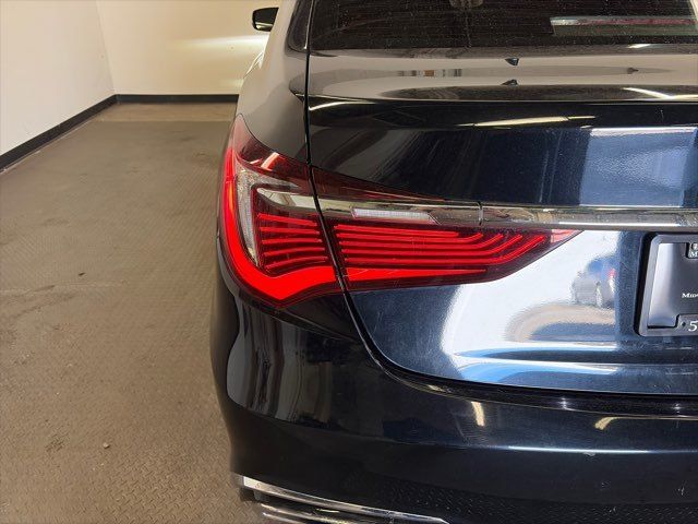 2018 Acura RLX w/Tech