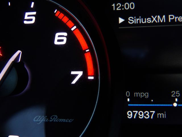 2018 Alfa Romeo Giulia Base | Dalton, GA | Paniagua Auto Mall 2018 Alfa Romeo Giulia Base | Dalton, GA | Paniagua Auto Mall