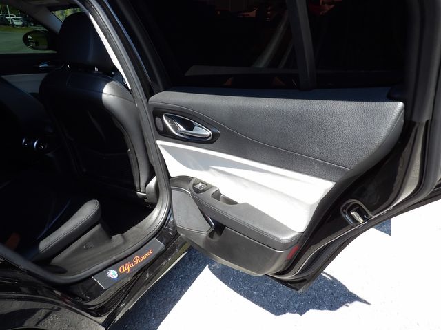 2018 Alfa Romeo Giulia Base | Dalton, GA | Paniagua Auto Mall 2018 Alfa Romeo Giulia Base | Dalton, GA | Paniagua Auto Mall