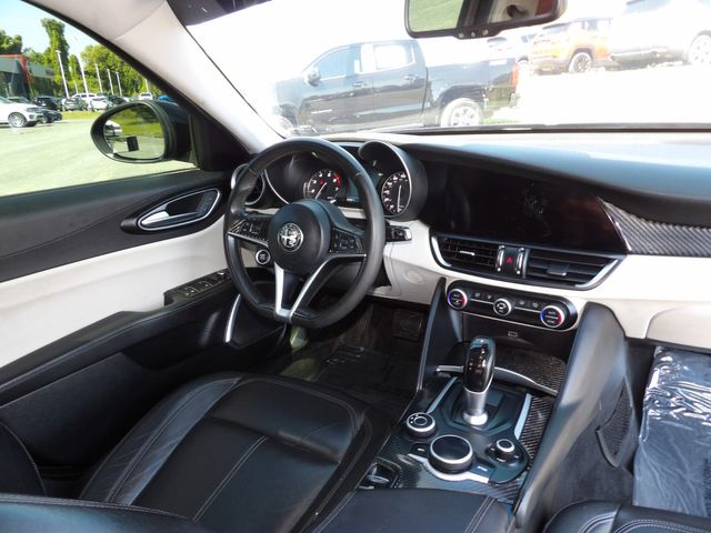 2018 Alfa Romeo Giulia Base | Dalton, GA | Paniagua Auto Mall 2018 Alfa Romeo Giulia Base | Dalton, GA | Paniagua Auto Mall