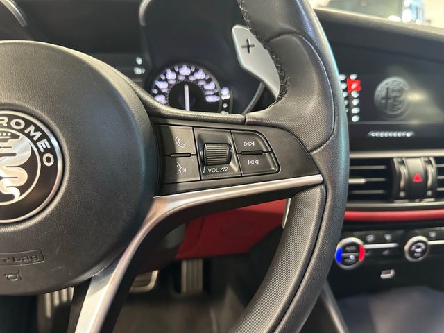 2018 Alfa Romeo Giulia Ti Sport | Irving, Texas | Hopper Motorplex 2018 Alfa Romeo Giulia Ti Sport | Irving, Texas | Hopper Motorplex