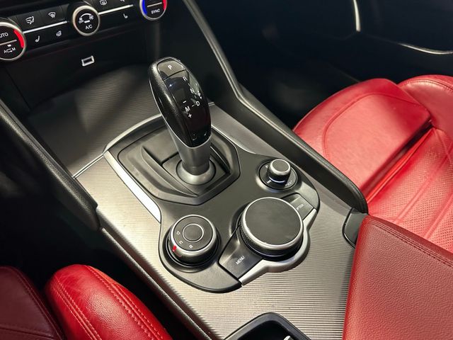 2018 Alfa Romeo Giulia Ti Sport | Irving, Texas | Hopper Motorplex 2018 Alfa Romeo Giulia Ti Sport | Irving, Texas | Hopper Motorplex