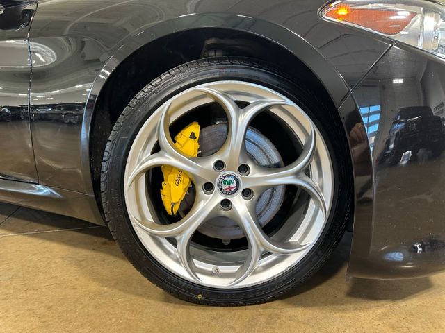 2018 Alfa Romeo Giulia Ti Sport | Irving, Texas | Hopper Motorplex 2018 Alfa Romeo Giulia Ti Sport | Irving, Texas | Hopper Motorplex