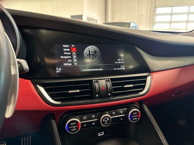 2018 Alfa Romeo Giulia Ti Sport | Irving, Texas | Hopper Motorplex 2018 Alfa Romeo Giulia Ti Sport | Irving, Texas | Hopper Motorplex