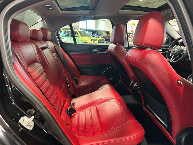 2018 Alfa Romeo Giulia Ti Sport | Irving, Texas | Hopper Motorplex 2018 Alfa Romeo Giulia Ti Sport | Irving, Texas | Hopper Motorplex