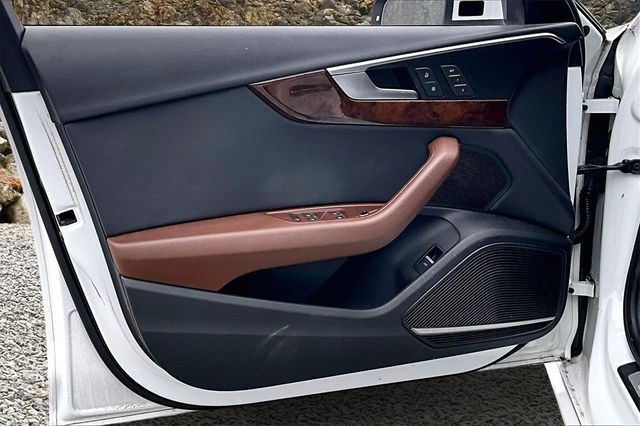 2018 Audi A4 2.0T quattro Premium Plus