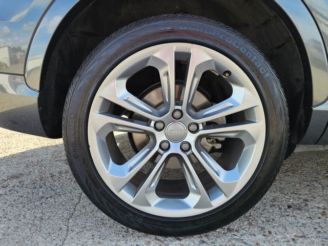 2018 Audi Q3 2.0T Sport Premium Plus | Brownsville TX | English Motors 2018 Audi Q3 2.0T Sport Premium Plus | Brownsville TX | English Motors