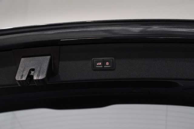 2018 Audi Q3 2.0T quattro Sport Premium Plus S-Line PanoRoof | Dallas, TX | Stevens Motor Company LLC