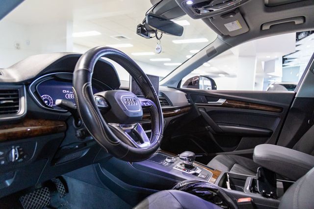 2018 Audi Q5 2.0T quattro Premium Plus Navigation/Bang & Olufsen 3D Sound System