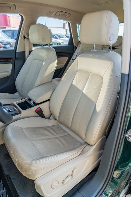 2018 Audi Q5 2.0T QUATTRO AWD PREMIUM / 2.0T / LUXURY / LOADED | Austin, TX | Rocky Mountain Truck Stop Austin