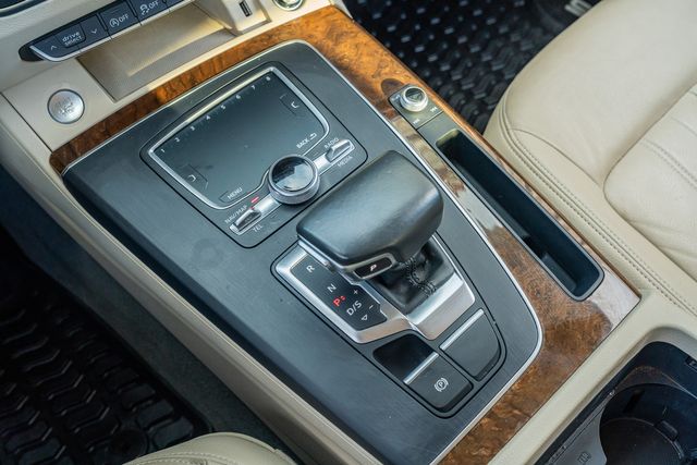 2018 Audi Q5 2.0T QUATTRO AWD PREMIUM / 2.0T / LUXURY / LOADED | Dallas, TX | Rocky Mountain Truck Stop Dallas 2018 Audi Q5 2.0T QUATTRO AWD PREMIUM / 2.0T / LUXURY / LOADED | Dallas, TX | Rocky Mountain Truck Stop Dallas