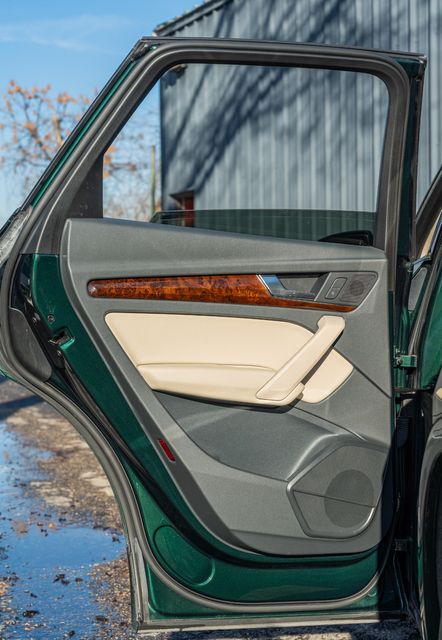 2018 Audi Q5 2.0T QUATTRO AWD PREMIUM / 2.0T / LUXURY / LOADED | Austin, TX | Rocky Mountain Truck Stop Austin