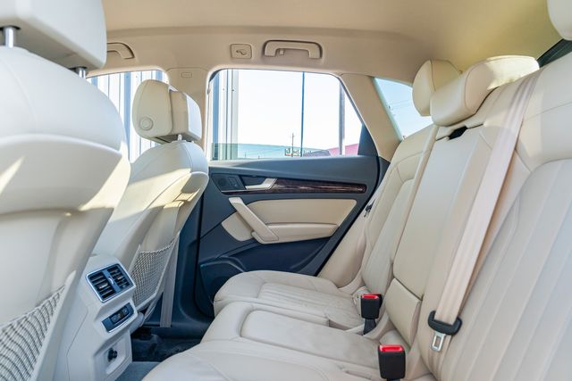 2018 Audi Q5 2.0T QUATTRO AWD PREMIUM / 2.0T / LUXURY / LOADED | Austin, TX | Rocky Mountain Truck Stop Austin 2018 Audi Q5 2.0T QUATTRO AWD PREMIUM / 2.0T / LUXURY / LOADED | Austin, TX | Rocky Mountain Truck Stop Austin