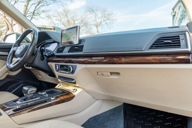 2018 Audi Q5 2.0T QUATTRO AWD PREMIUM / 2.0T / LUXURY / LOADED | Dallas, TX | Rocky Mountain Truck Stop Dallas 2018 Audi Q5 2.0T QUATTRO AWD PREMIUM / 2.0T / LUXURY / LOADED | Dallas, TX | Rocky Mountain Truck Stop Dallas