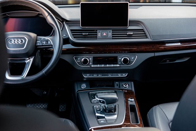 2018 Audi Q5 2.0T quattro Premium Plus | Van Nuys, CA | Stellar Auto INC. 2018 Audi Q5 2.0T quattro Premium Plus | Van Nuys, CA | Stellar Auto INC.