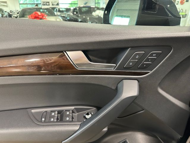 2018 Audi Q5 2.0T quattro | Irving, Texas | Hopper Motorplex 2018 Audi Q5 2.0T quattro | Irving, Texas | Hopper Motorplex
