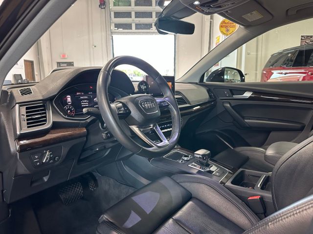 2018 Audi Q5 2.0T quattro | Irving, Texas | Hopper Motorplex 2018 Audi Q5 2.0T quattro | Irving, Texas | Hopper Motorplex