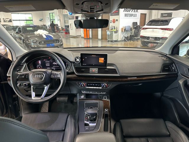 2018 Audi Q5 2.0T quattro | Irving, Texas | Hopper Motorplex 2018 Audi Q5 2.0T quattro | Irving, Texas | Hopper Motorplex