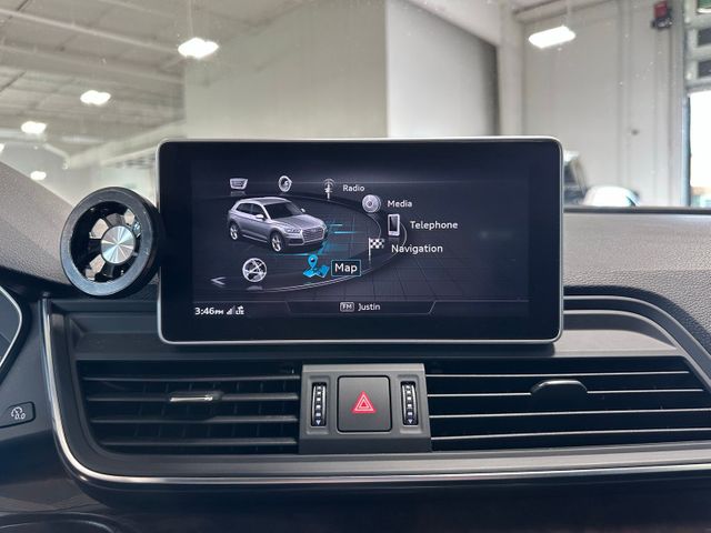 2018 Audi Q5 2.0T quattro | Irving, Texas | Hopper Motorplex 2018 Audi Q5 2.0T quattro | Irving, Texas | Hopper Motorplex