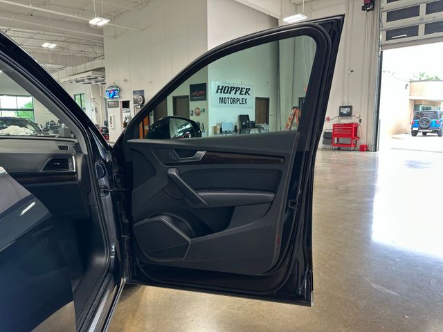 2018 Audi Q5 2.0T quattro | Irving, Texas | Hopper Motorplex