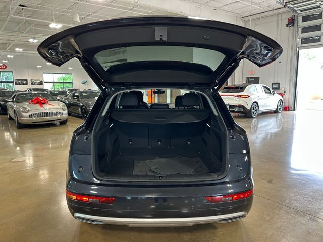 2018 Audi Q5 2.0T quattro | Irving, Texas | Hopper Motorplex 2018 Audi Q5 2.0T quattro | Irving, Texas | Hopper Motorplex