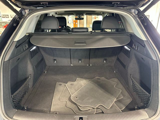 2018 Audi Q5 2.0T quattro | Irving, Texas | Hopper Motorplex 2018 Audi Q5 2.0T quattro | Irving, Texas | Hopper Motorplex