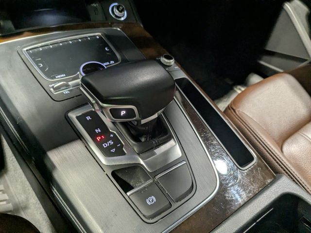 2018 Audi Q5 2.0T quattro Premium Plus | Lake Forest IL | Executive Motor Carz