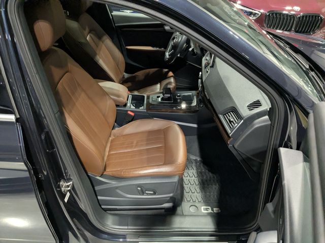 2018 Audi Q5 2.0T quattro Premium Plus | Lake Forest IL | Executive Motor Carz 2018 Audi Q5 2.0T quattro Premium Plus | Lake Forest IL | Executive Motor Carz