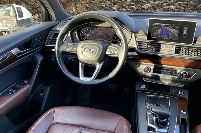 2018 Audi Q5 2.0T quattro Premium Plus