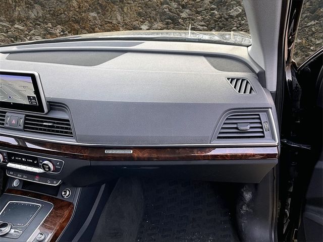 2018 Audi Q5 2.0T quattro Premium Plus