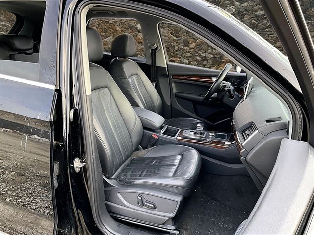 2018 Audi Q5 2.0T quattro Premium Plus