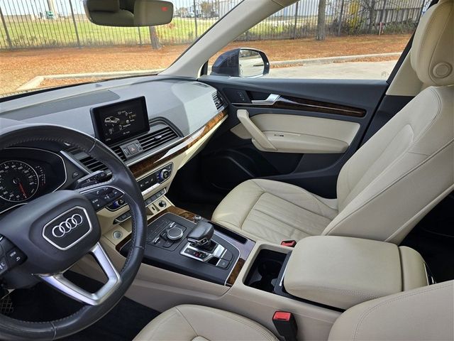 2018 Audi Q5 2.0T quattro Premium Plus 2018 Audi Q5 2.0T quattro Premium Plus