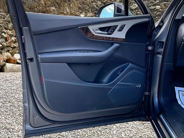 2018 Audi Q7 2.0T quattro Premium Plus