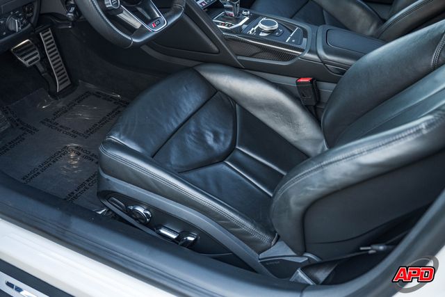 2018 Audi R8 Coupe V10 RWS 2018 Audi R8 Coupe V10 RWS